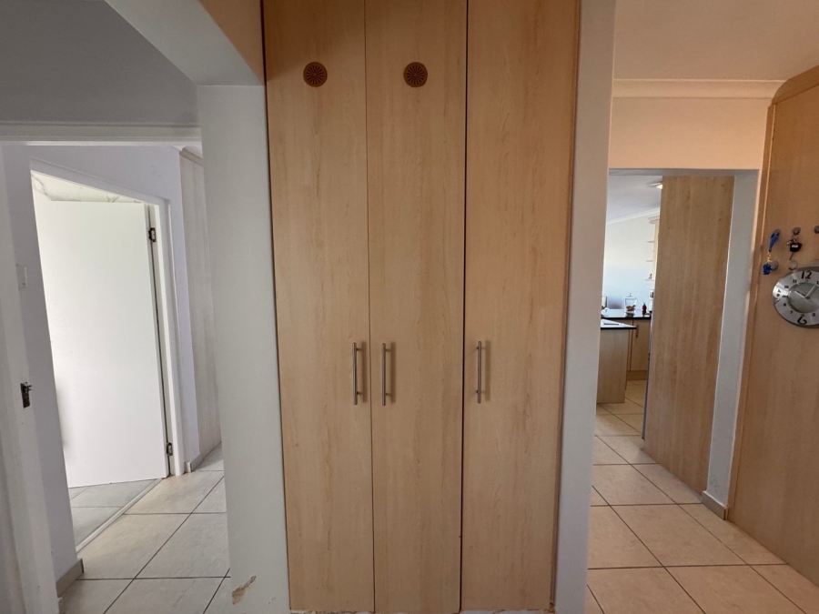 2 Bedroom Property for Sale in Melkbosstrand Central Western Cape
